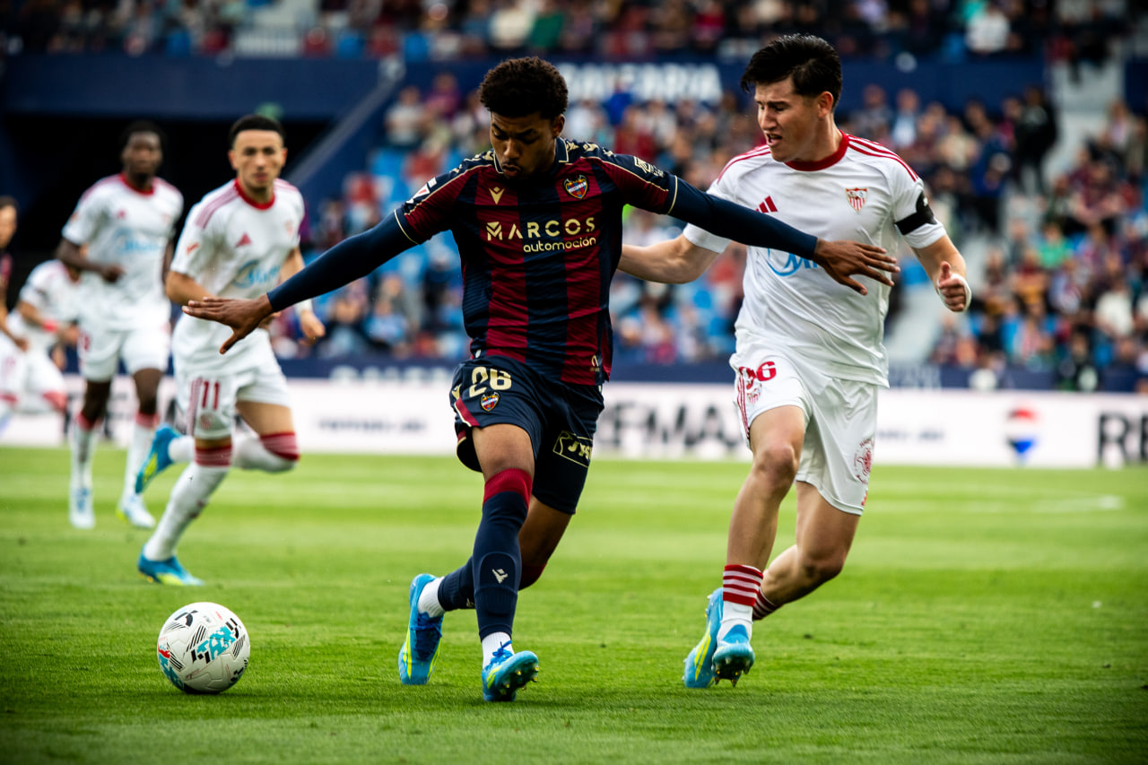 Levante vs Sevilla (00:00 – 24/04) | Xem lại trận đấu